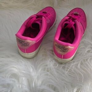 Nike Air Force 1 '07 Essential Laser Fuchsia Size 7.5